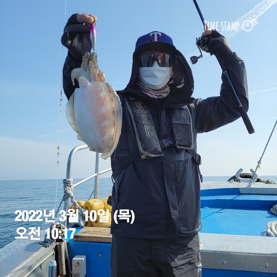 o_1ftr81eoa155j6dq104u1s6crgk1b.jpg