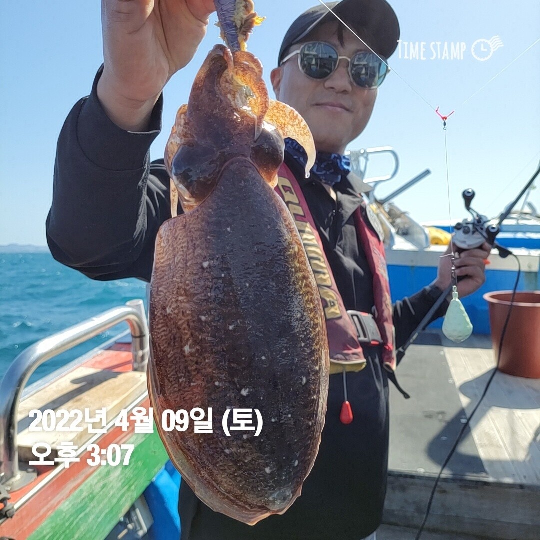 o_1g08ig83216hk12i0jq8o081j311d.jpg